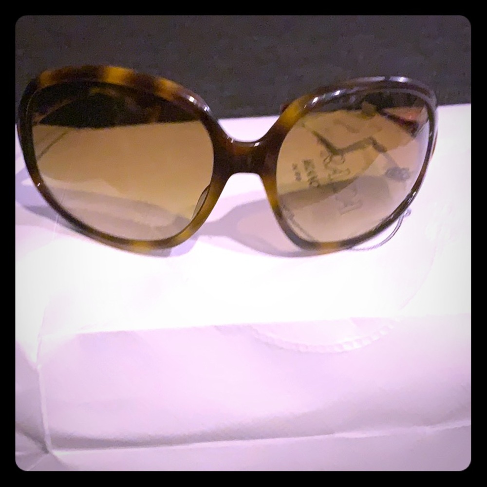Oliver Peoples Mariette tortoise/brown sunglasses